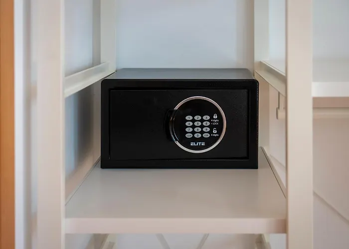 Casa Dos Remedios * Angra do Heroísmo